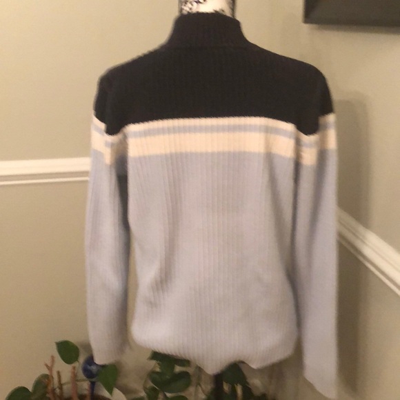 Sweater - Picture 3 of 8